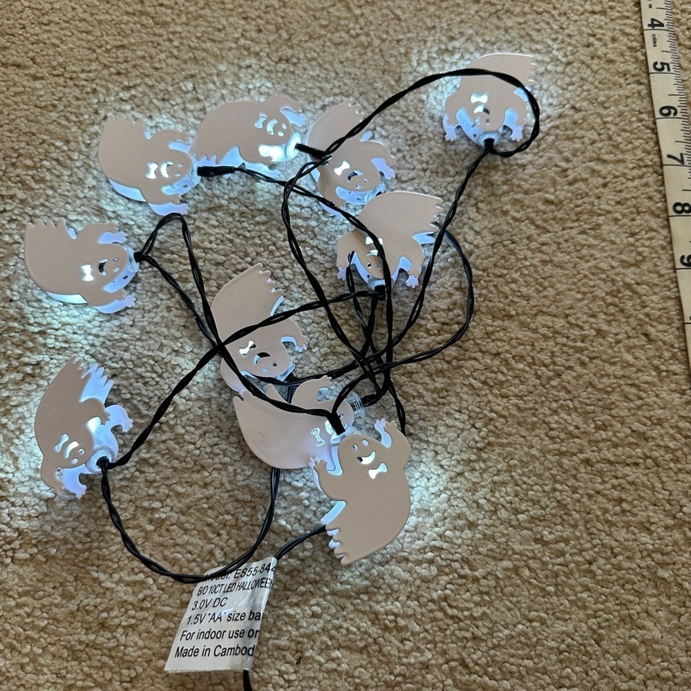 Ghost String Lights - Picture 3 of 7